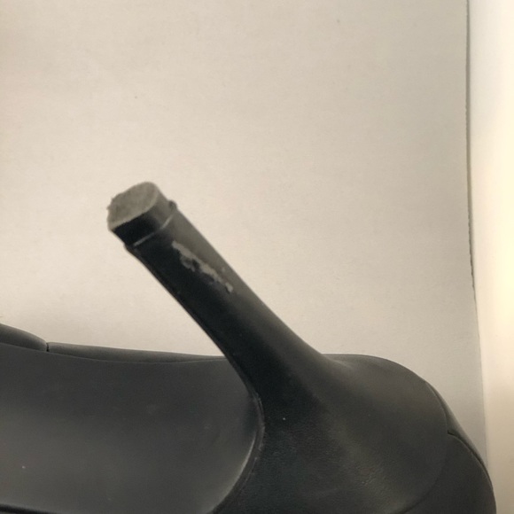 Classic black heels - Picture 7 of 7